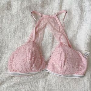 Gilly Hicks/Hollister pink lace bralette